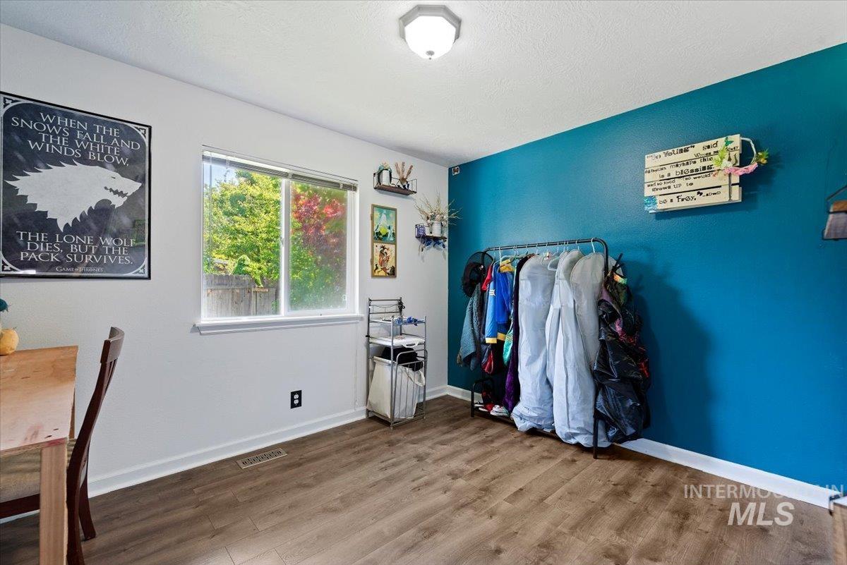 6224 S Star Struck Ave, Boise, Idaho 83709, 3 Bedrooms, 2 Bathrooms, Residential For Sale, Price $420,000, 98987318