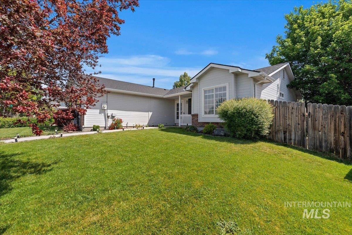 6224 S Star Struck Ave, Boise, Idaho 83709, 3 Bedrooms, 2 Bathrooms, Residential For Sale, Price $420,000, 98987318