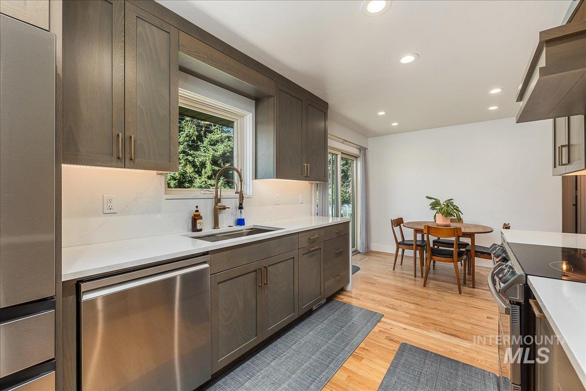 2711 N McKinney St, Boise, Idaho 83704, 4 Bedrooms, 2 Bathrooms, Residential For Sale, Price $575,000, 98987323