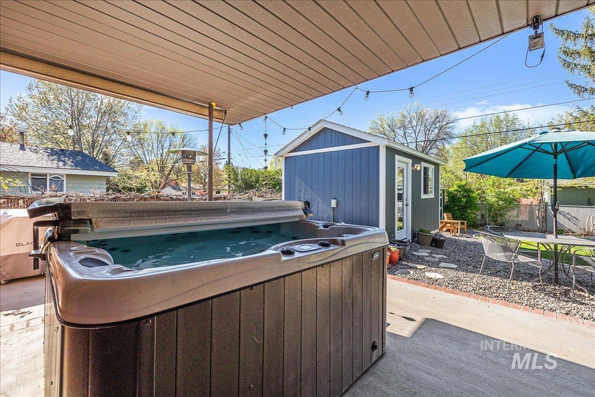 2711 N McKinney St, Boise, Idaho 83704, 4 Bedrooms, 2 Bathrooms, Residential For Sale, Price $575,000, 98987323
