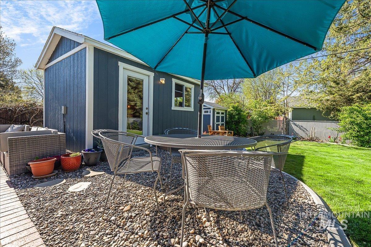 2711 N McKinney St, Boise, Idaho 83704, 4 Bedrooms, 2 Bathrooms, Residential For Sale, Price $575,000, 98987323