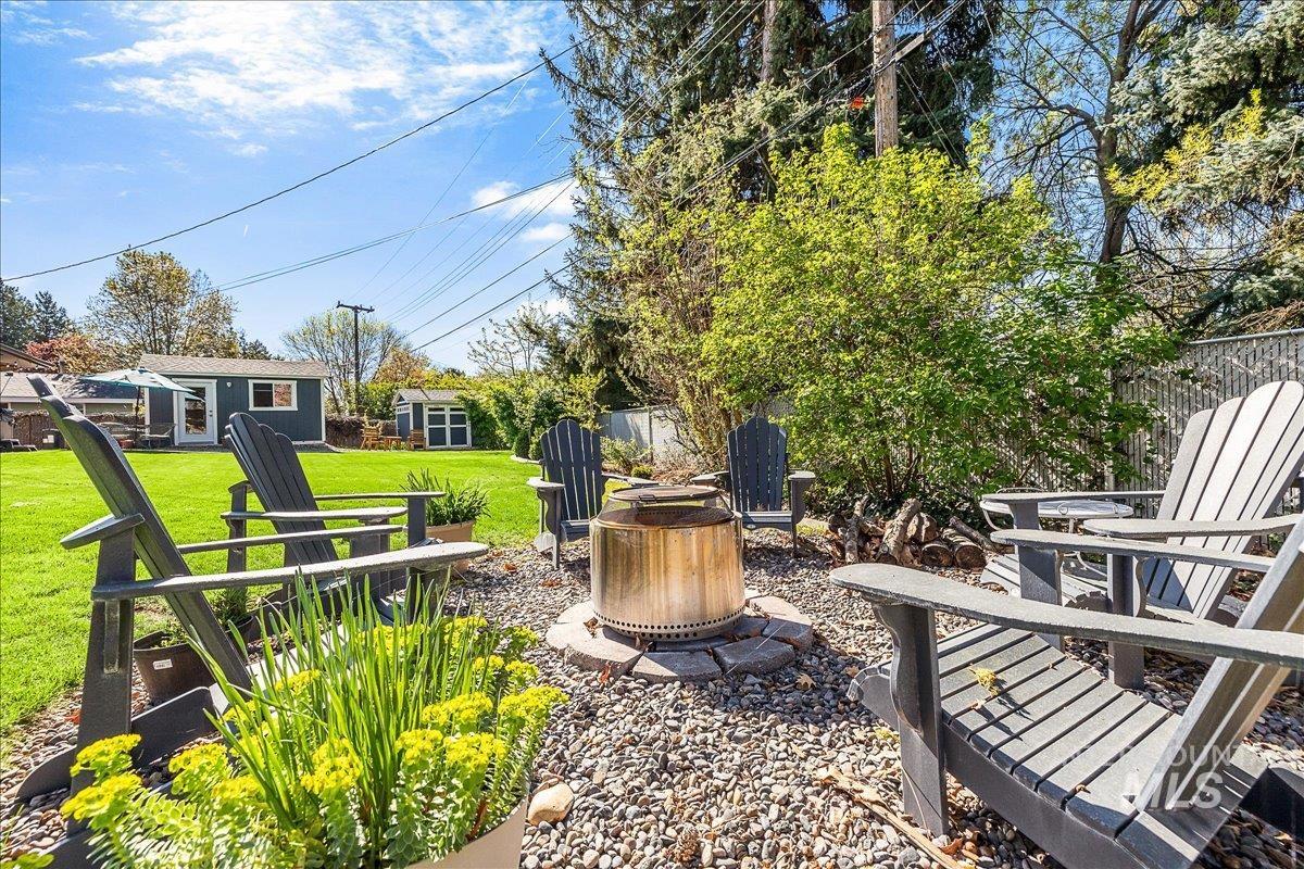 2711 N McKinney St, Boise, Idaho 83704, 4 Bedrooms, 2 Bathrooms, Residential For Sale, Price $575,000, 98987323