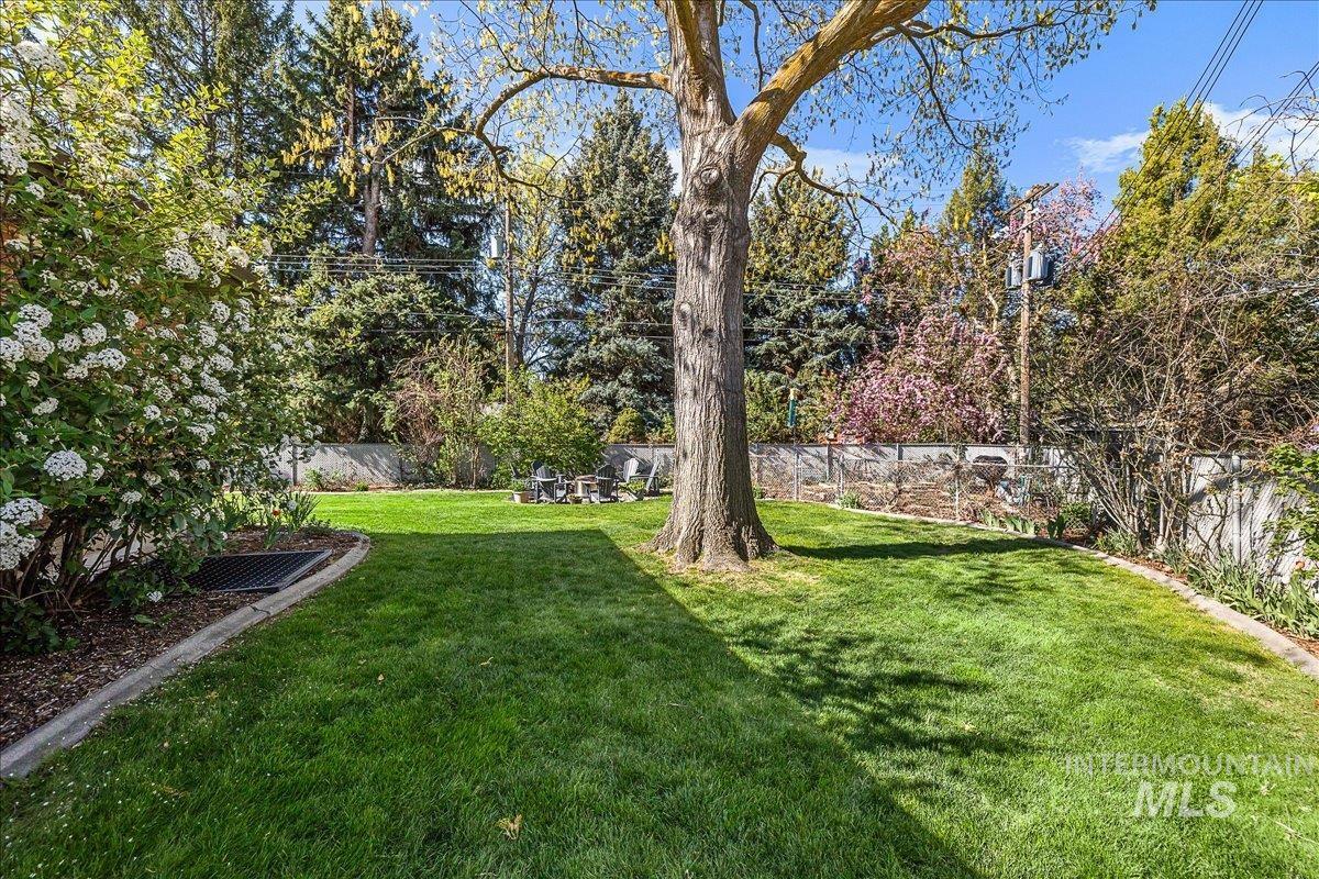 2711 N McKinney St, Boise, Idaho 83704, 4 Bedrooms, 2 Bathrooms, Residential For Sale, Price $575,000, 98987323