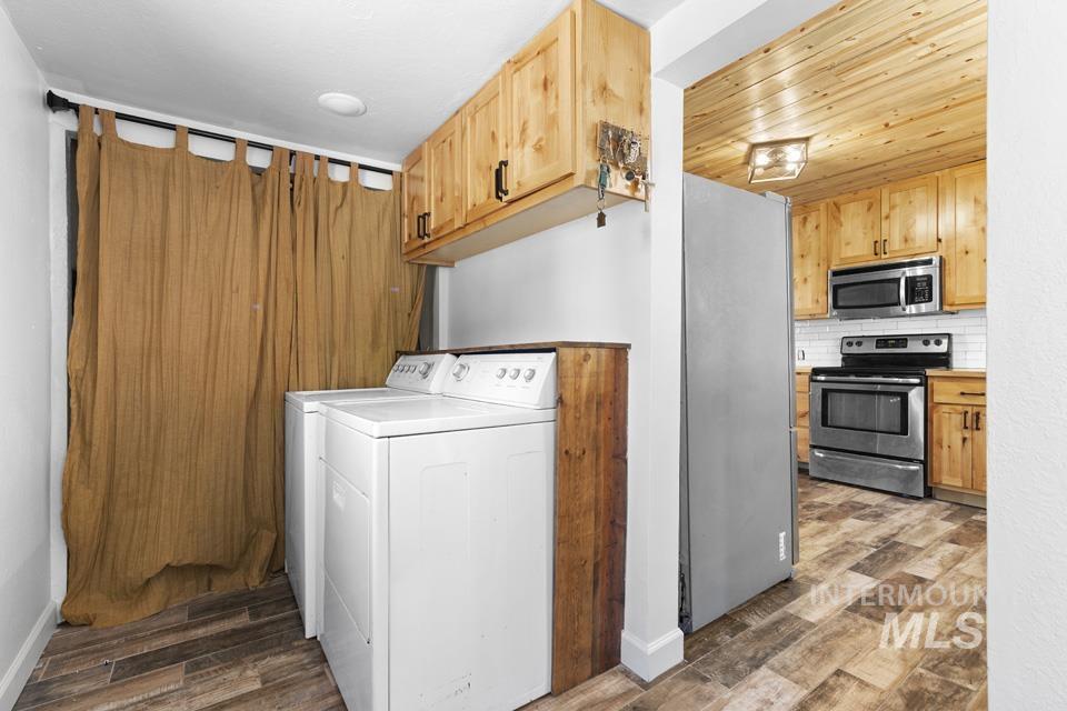 2672 Center, Payette, Idaho 83661, 2 Bedrooms, 1 Bathroom, Residential For Sale, Price $375,000, 98987325