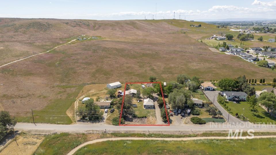 2672 Center, Payette, Idaho 83661, 2 Bedrooms, 1 Bathroom, Residential For Sale, Price $375,000, 98987325