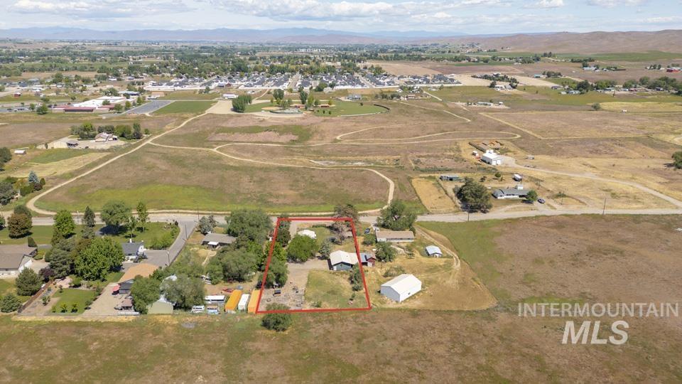 2672 Center, Payette, Idaho 83661, 2 Bedrooms, 1 Bathroom, Residential For Sale, Price $375,000, 98987325
