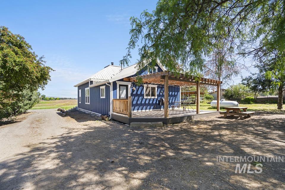 2672 Center, Payette, Idaho 83661, 2 Bedrooms, 1 Bathroom, Residential For Sale, Price $375,000, 98987325