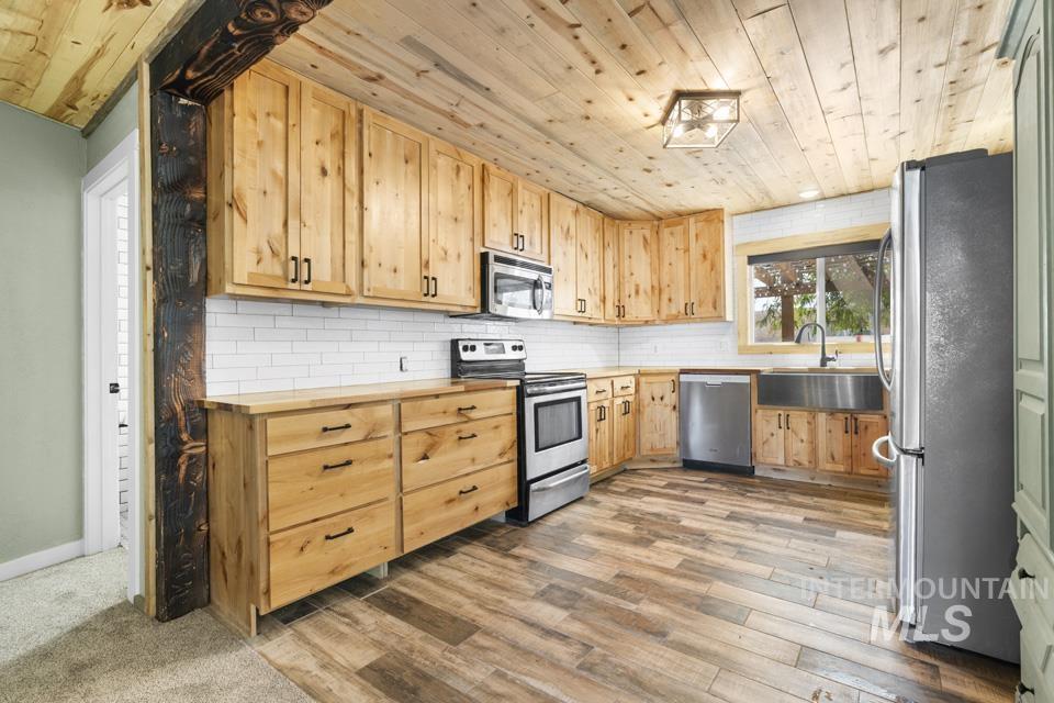 2672 Center, Payette, Idaho 83661, 2 Bedrooms, 1 Bathroom, Residential For Sale, Price $375,000, 98987325