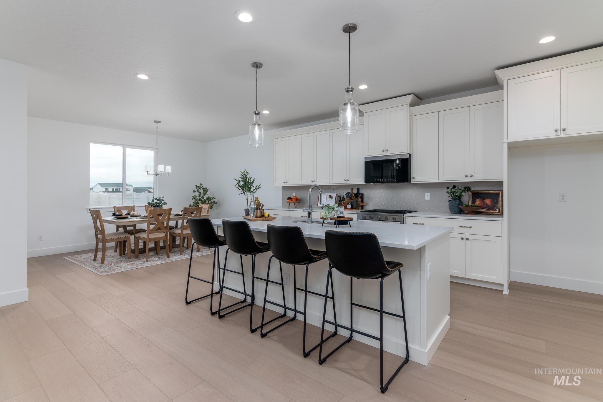 6301 W Snow Currant St, Meridian, Idaho 83646, 4 Bedrooms, 2 Bathrooms, Residential For Sale, Price $569,000, 98987326