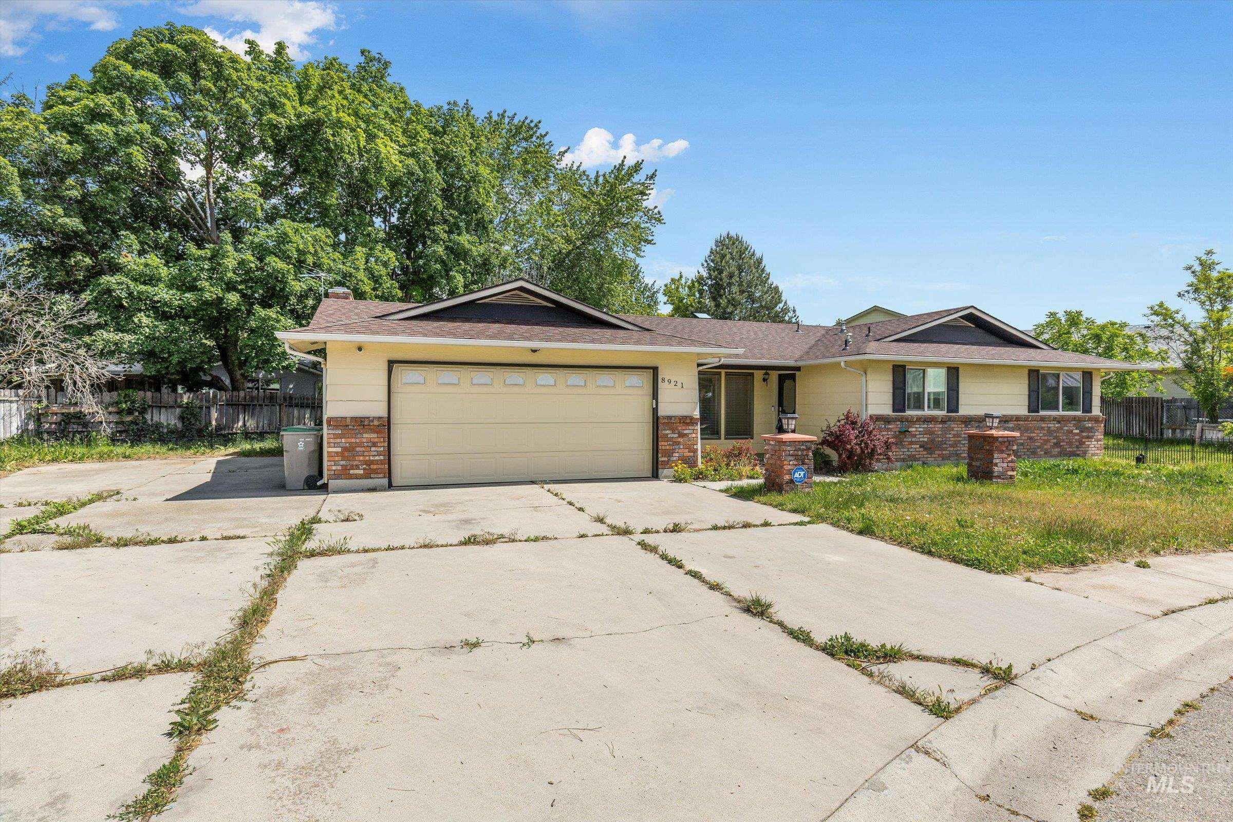 8921 W Sunflower Court, Boise, Idaho 83704, 4 Bedrooms, 2 Bathrooms, Residential For Sale, Price $470,000, 98987327