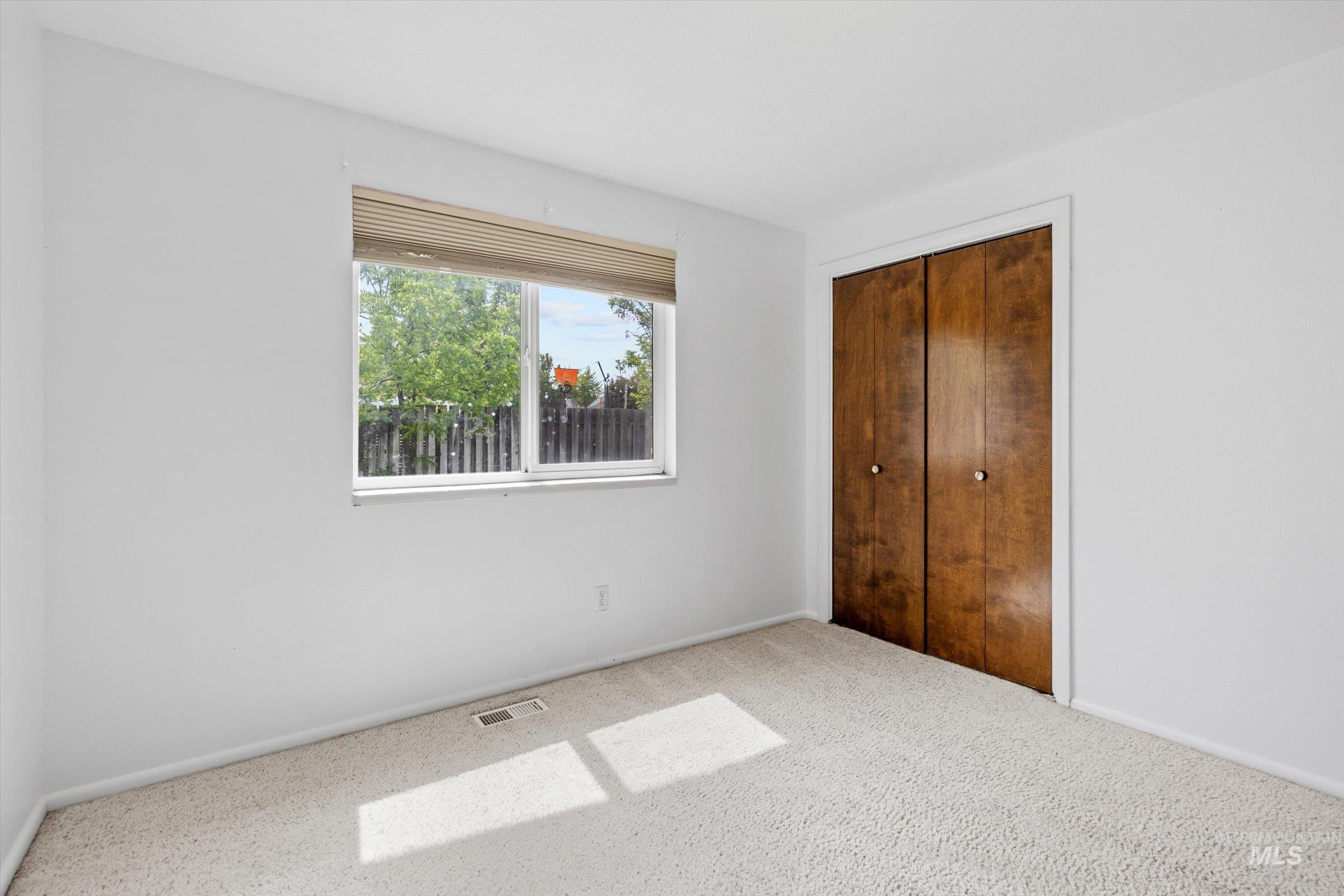 8921 W Sunflower Court, Boise, Idaho 83704, 4 Bedrooms, 2 Bathrooms, Residential For Sale, Price $470,000, 98987327
