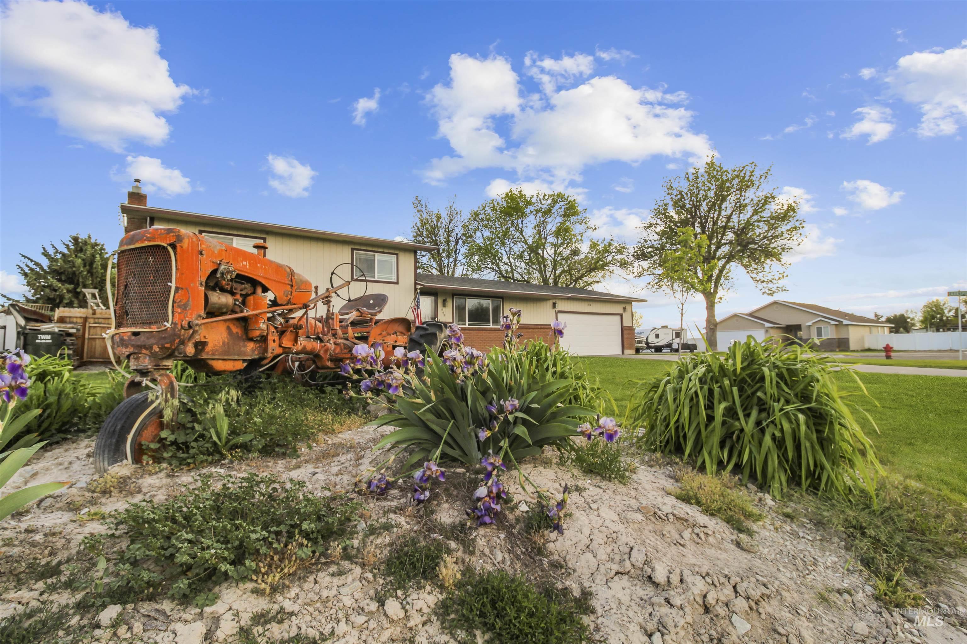669 Primrose Dr, Paul, Idaho 83347, 4 Bedrooms, 2.5 Bathrooms, Residential For Sale, Price $385,000, 98987328