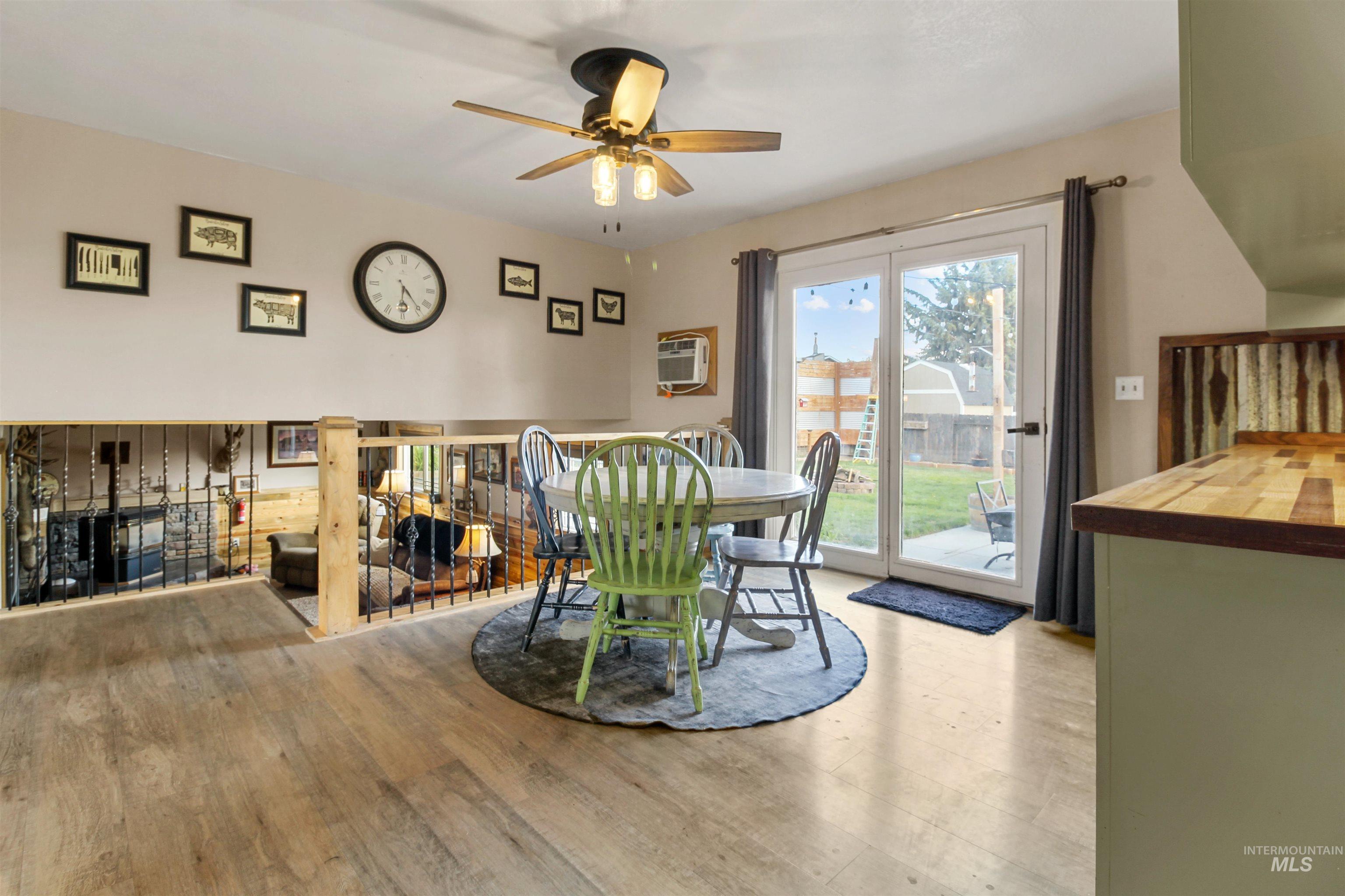 669 Primrose Dr, Paul, Idaho 83347, 4 Bedrooms, 2.5 Bathrooms, Residential For Sale, Price $385,000, 98987328