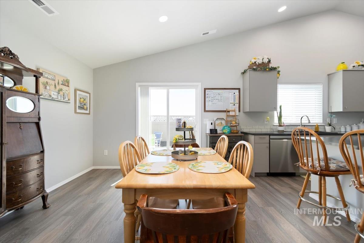 19339 Susquehanna Way, Caldwell, Idaho 83605, 4 Bedrooms, 2 Bathrooms, Residential For Sale, Price $424,900, 98987330