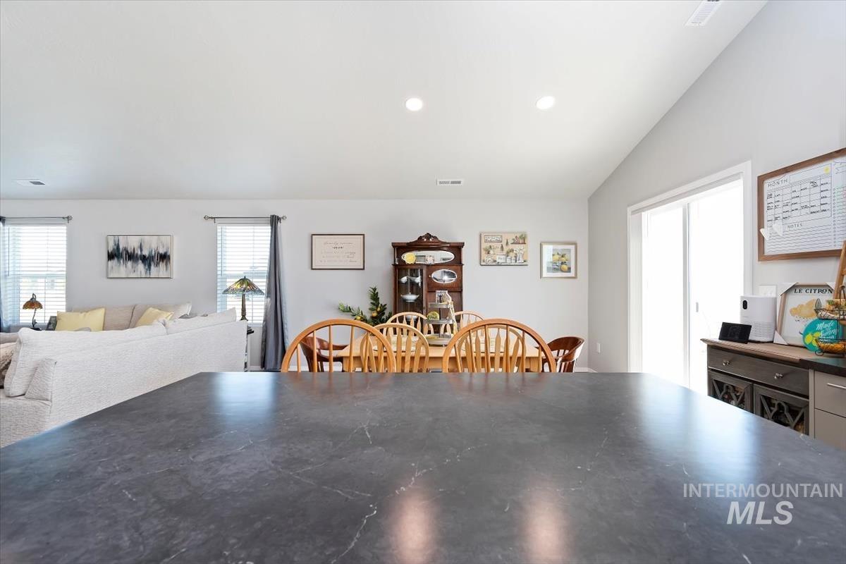 19339 Susquehanna Way, Caldwell, Idaho 83605, 4 Bedrooms, 2 Bathrooms, Residential For Sale, Price $424,900, 98987330