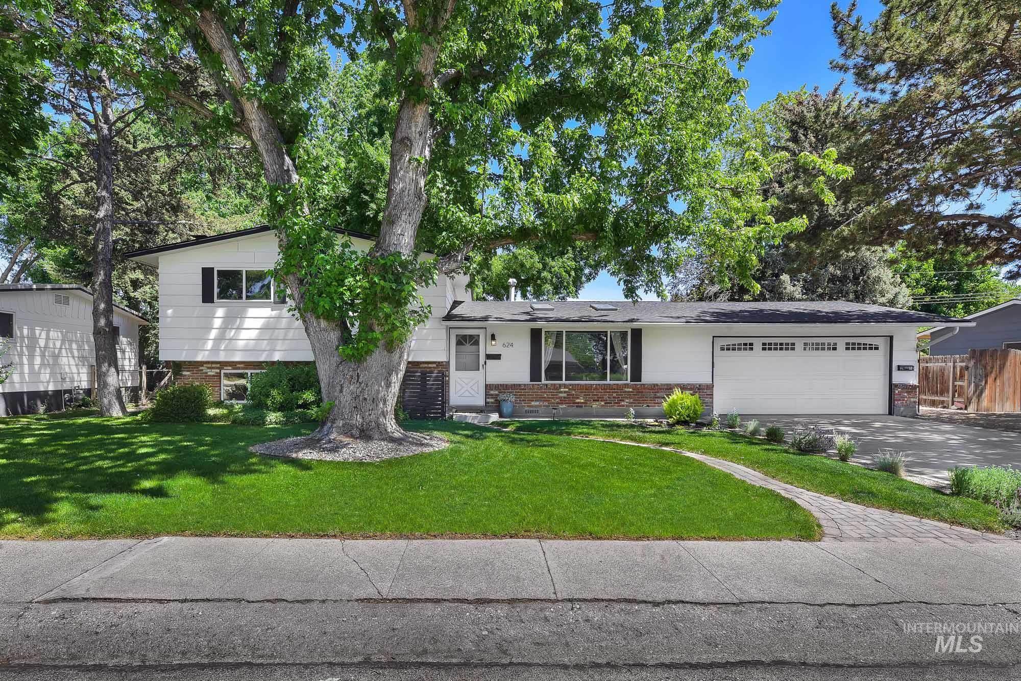 624 S Lawrence Ave, Boise, Idaho 83709, 6 Bedrooms, 3 Bathrooms, Residential For Sale, Price $614,500, 98987335