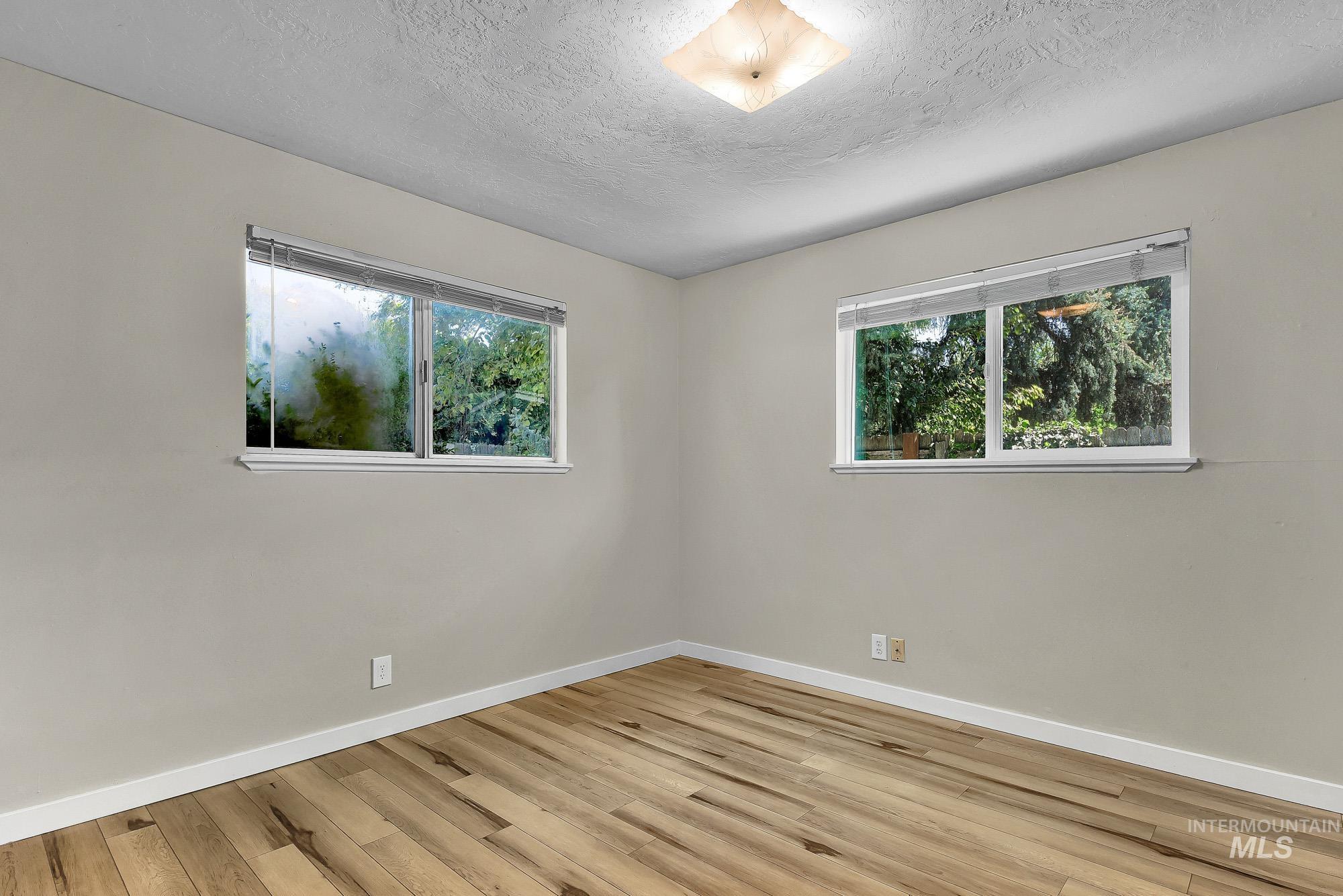 624 S Lawrence Ave, Boise, Idaho 83709, 6 Bedrooms, 3 Bathrooms, Residential For Sale, Price $614,500, 98987335