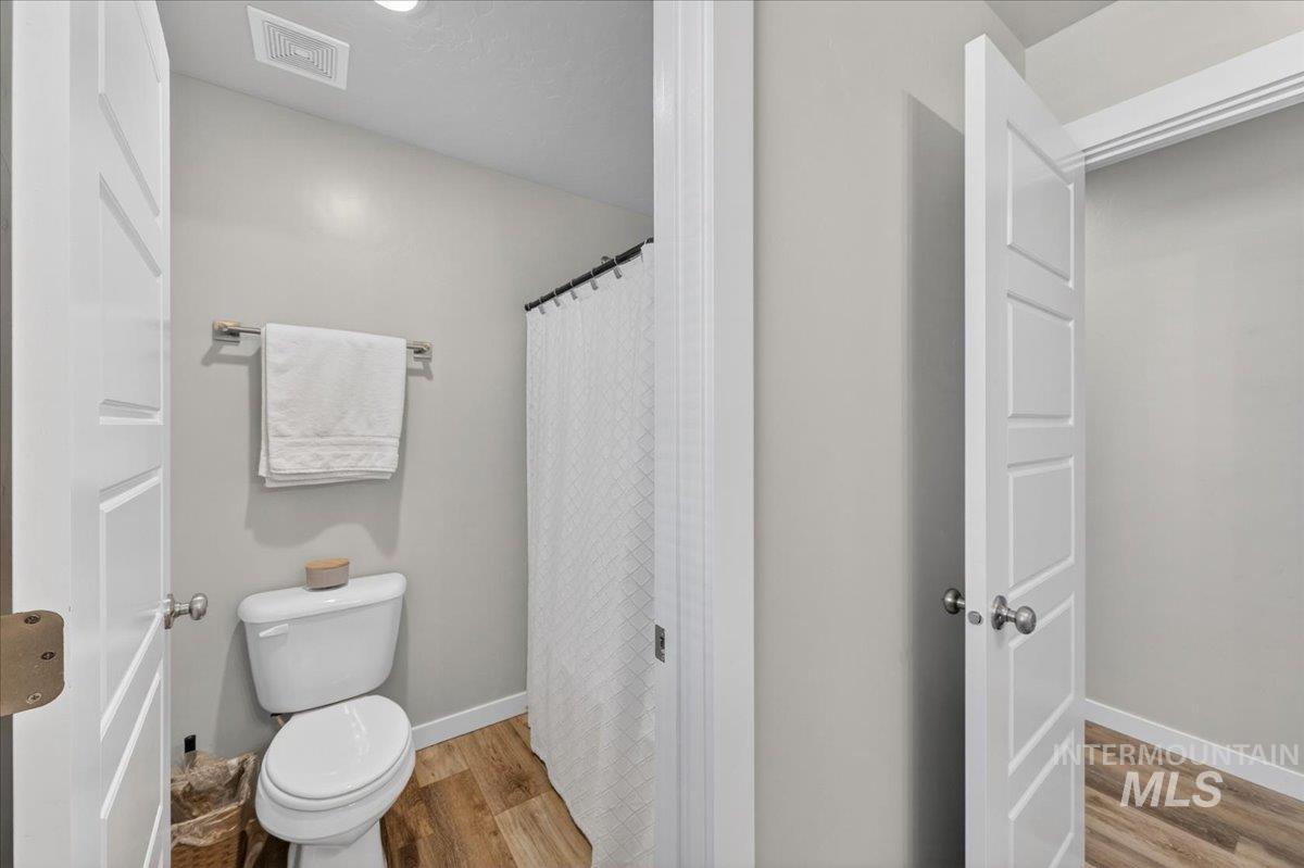 5167 E Sylvan Hart Dr., Nampa, Idaho 83687, 4 Bedrooms, 2 Bathrooms, Residential For Sale, Price $565,000, 98987336