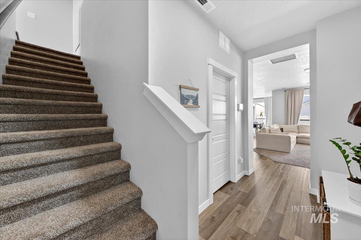 5167 E Sylvan Hart Dr., Nampa, Idaho 83687, 4 Bedrooms, 2 Bathrooms, Residential For Sale, Price $565,000, 98987336