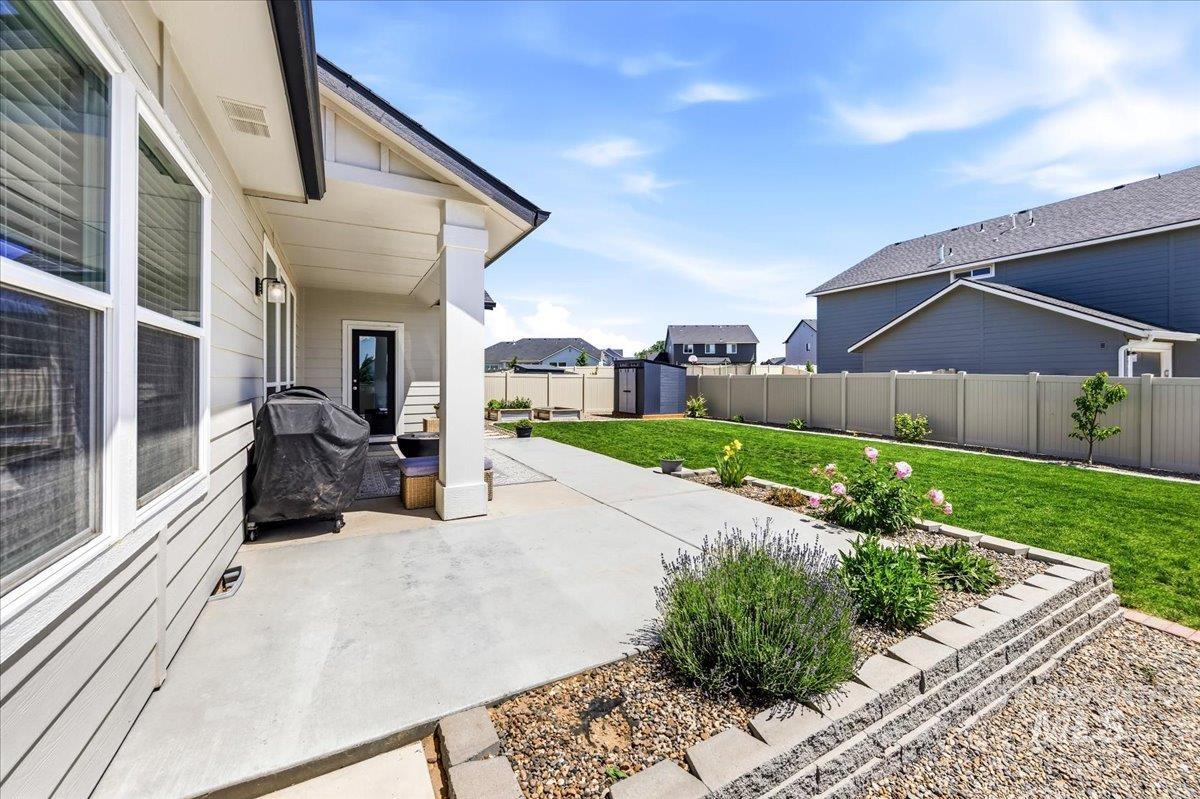 5167 E Sylvan Hart Dr., Nampa, Idaho 83687, 4 Bedrooms, 2 Bathrooms, Residential For Sale, Price $565,000, 98987336