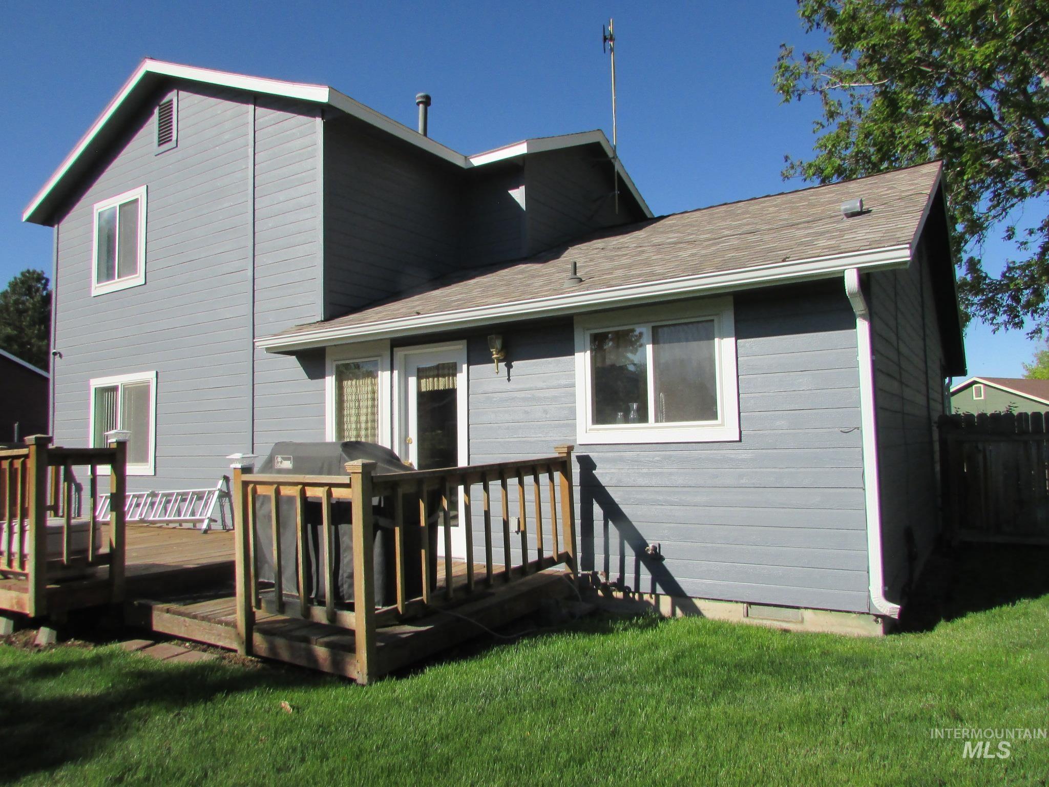 940 N Miner Ave., Kuna, Idaho 83634, 4 Bedrooms, 2.5 Bathrooms, Residential For Sale, Price $429,000, 98987339