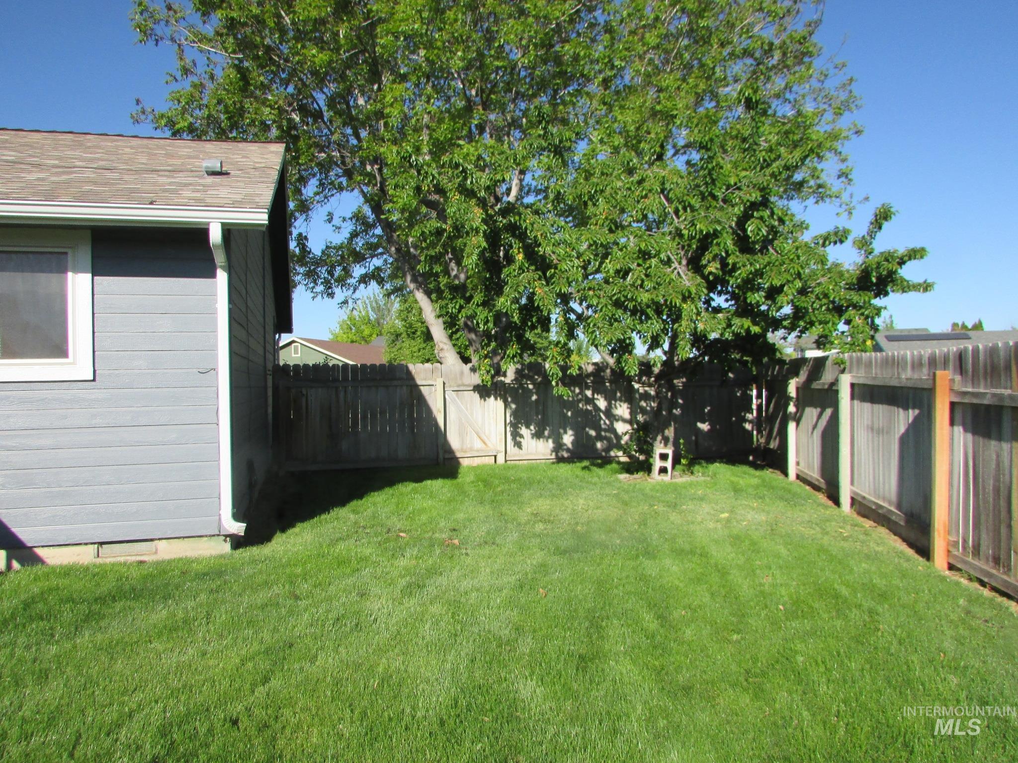 940 N Miner Ave., Kuna, Idaho 83634, 4 Bedrooms, 2.5 Bathrooms, Residential For Sale, Price $429,000, 98987339