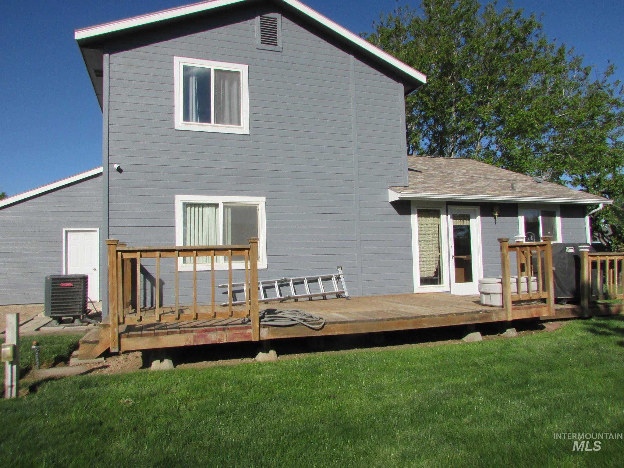 940 N Miner Ave., Kuna, Idaho 83634, 4 Bedrooms, 2.5 Bathrooms, Residential For Sale, Price $429,000, 98987339