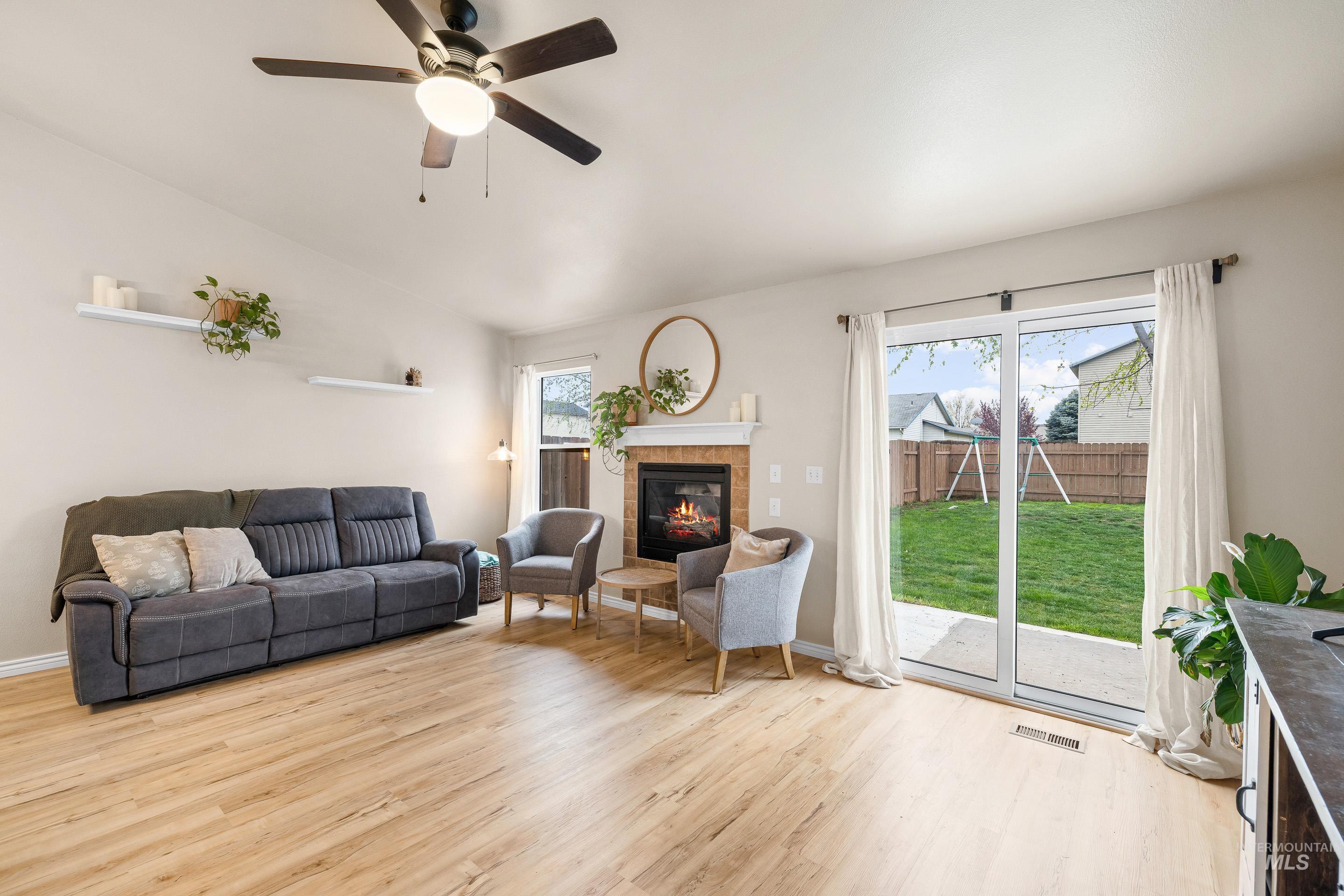 11745 W Blueberry, Nampa, Idaho 83651, 3 Bedrooms, 2 Bathrooms, Residential For Sale, Price $340,000, 98987341