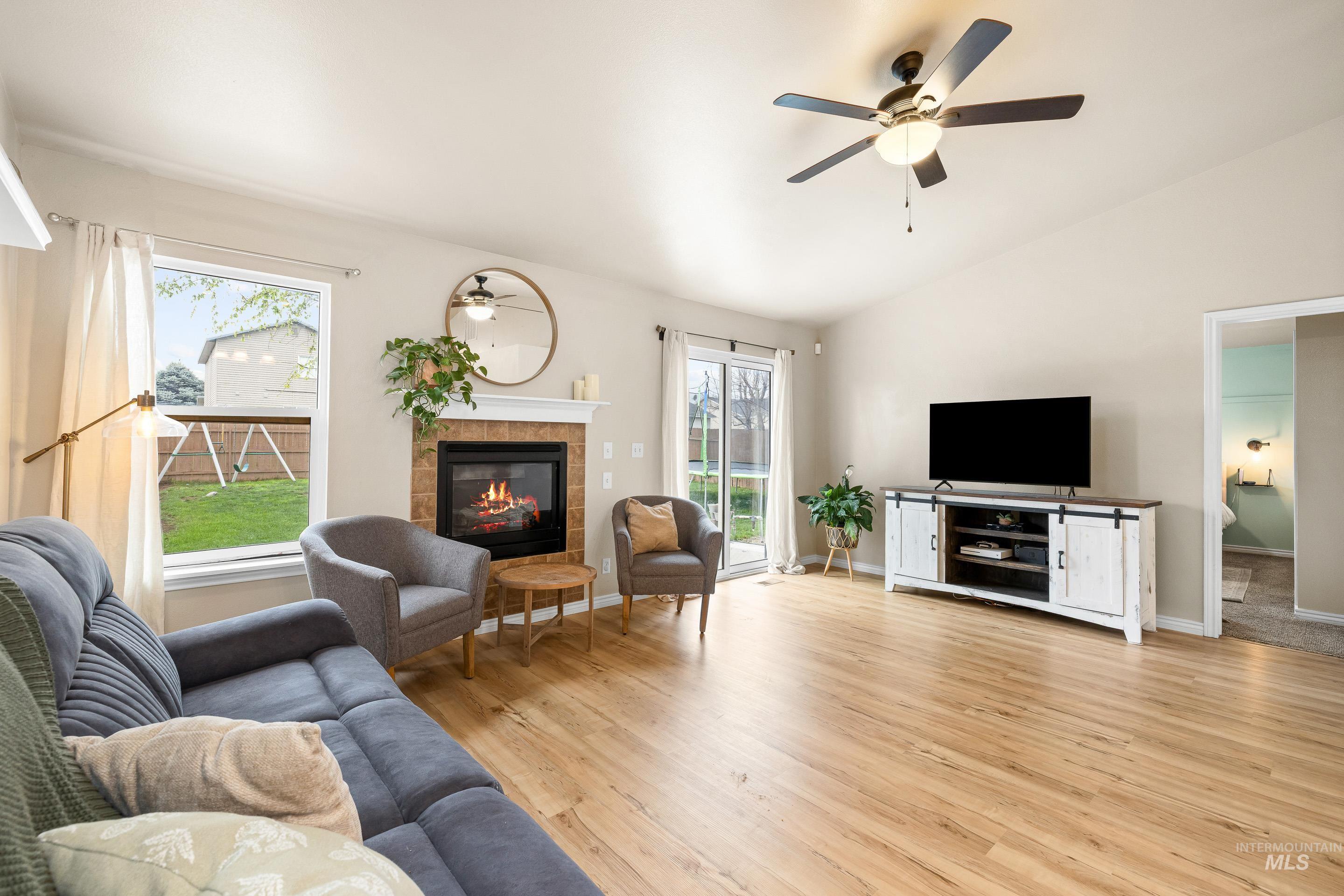 11745 W Blueberry, Nampa, Idaho 83651, 3 Bedrooms, 2 Bathrooms, Residential For Sale, Price $340,000, 98987341