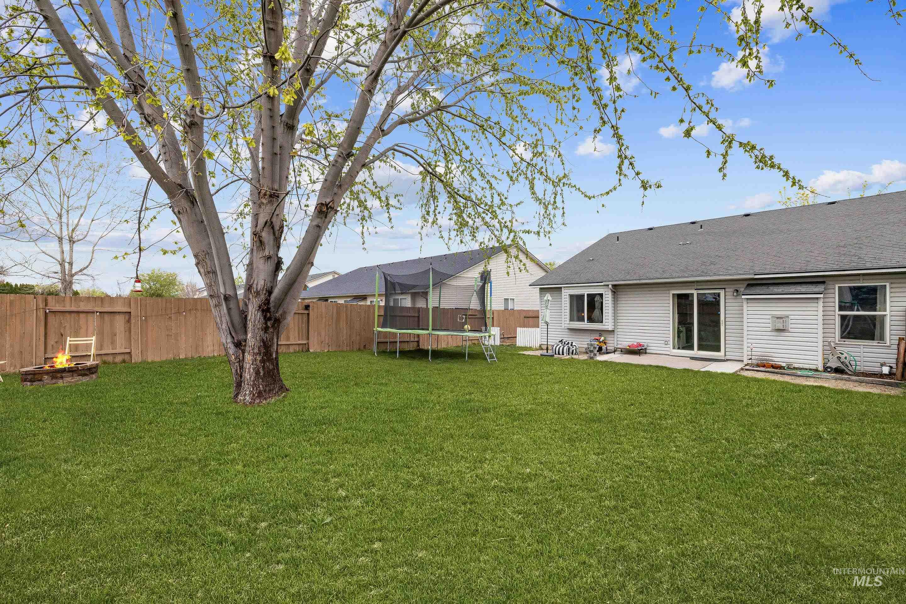 11745 W Blueberry, Nampa, Idaho 83651, 3 Bedrooms, 2 Bathrooms, Residential For Sale, Price $340,000, 98987341