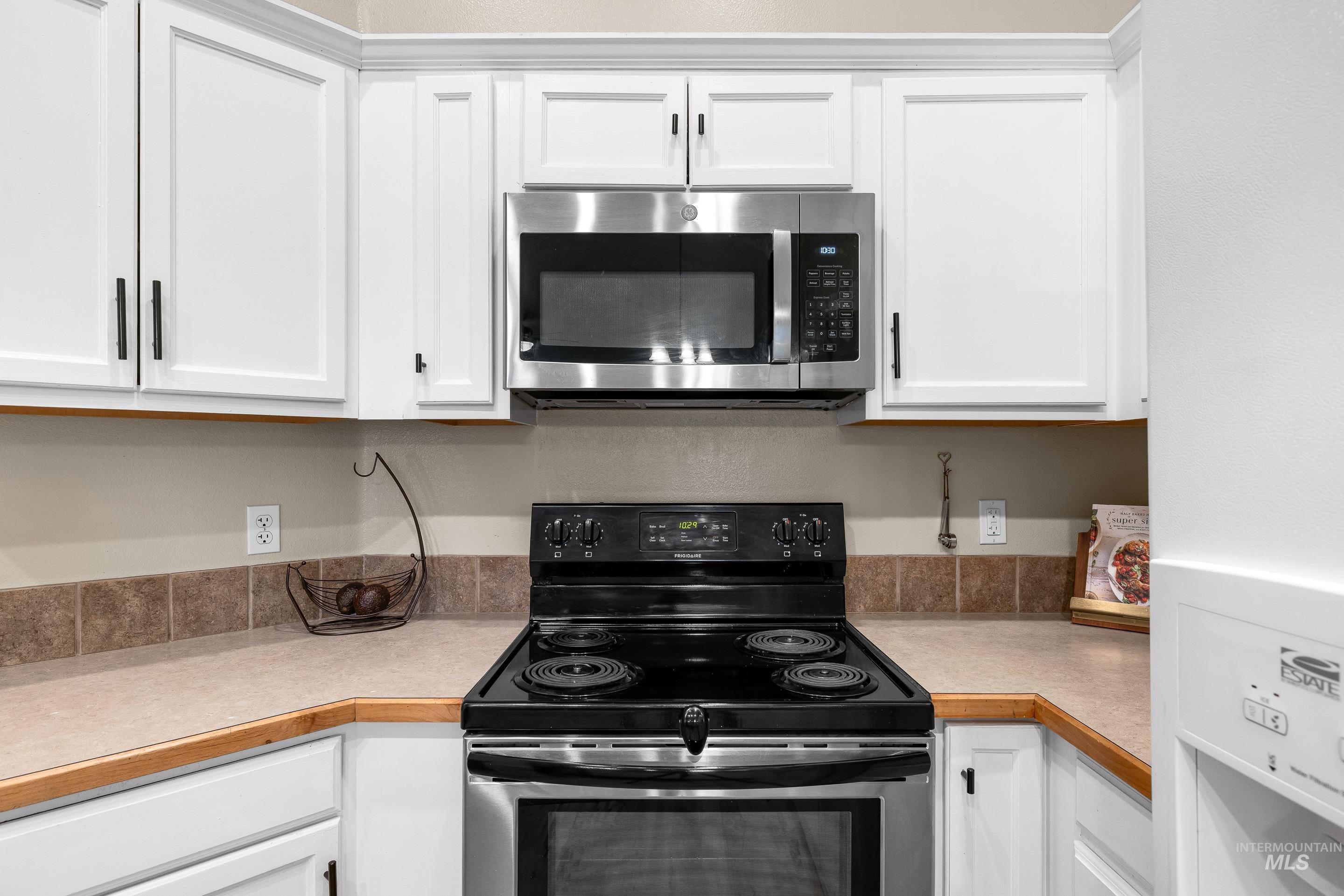 11745 W Blueberry, Nampa, Idaho 83651, 3 Bedrooms, 2 Bathrooms, Residential For Sale, Price $340,000, 98987341