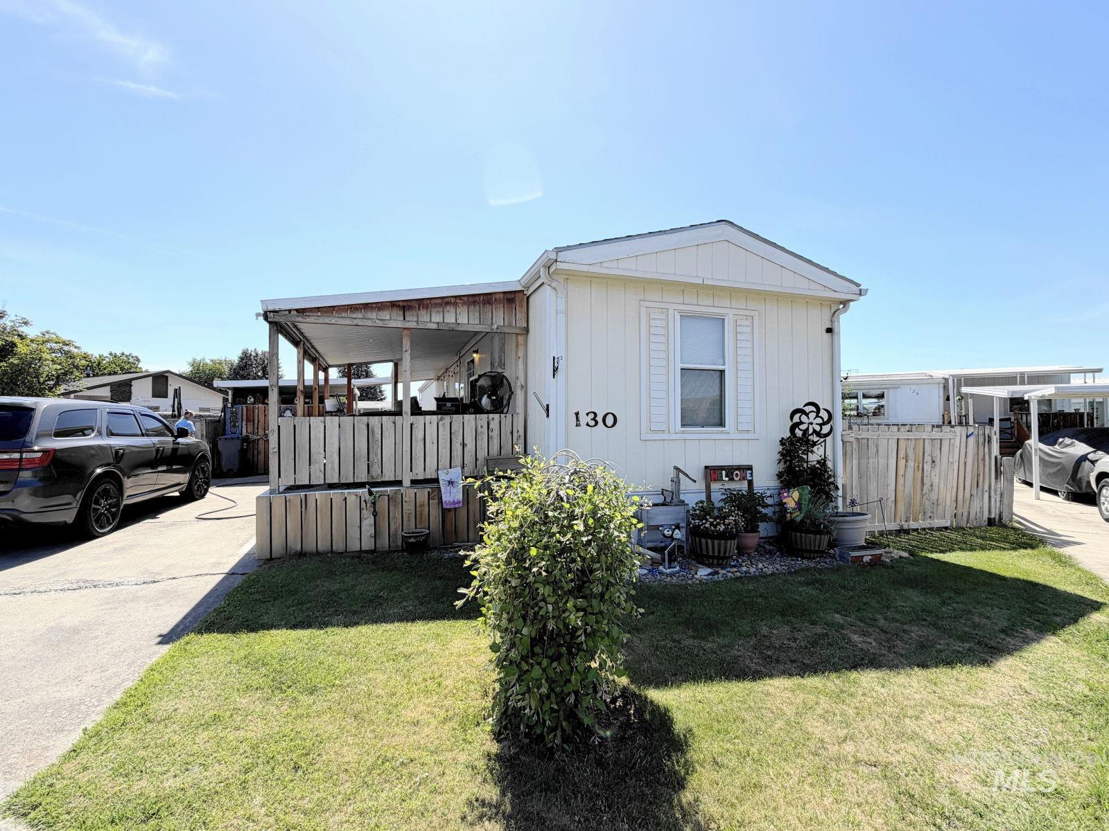 2015 6th Ave, Clarkston, Washington 99403, 2 Bedrooms, 2 Bathrooms, Residential For Sale, Price $59,900, 98987343