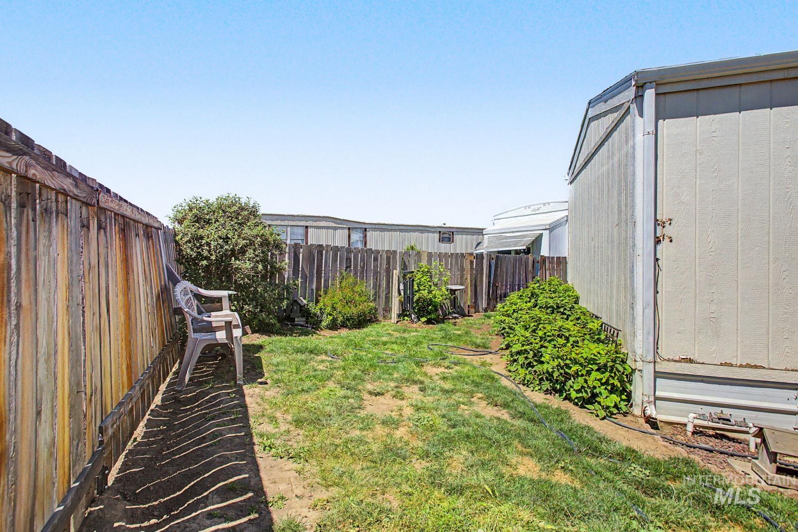 2015 6th Ave, Clarkston, Washington 99403, 2 Bedrooms, 2 Bathrooms, Residential For Sale, Price $54,900, 98987343