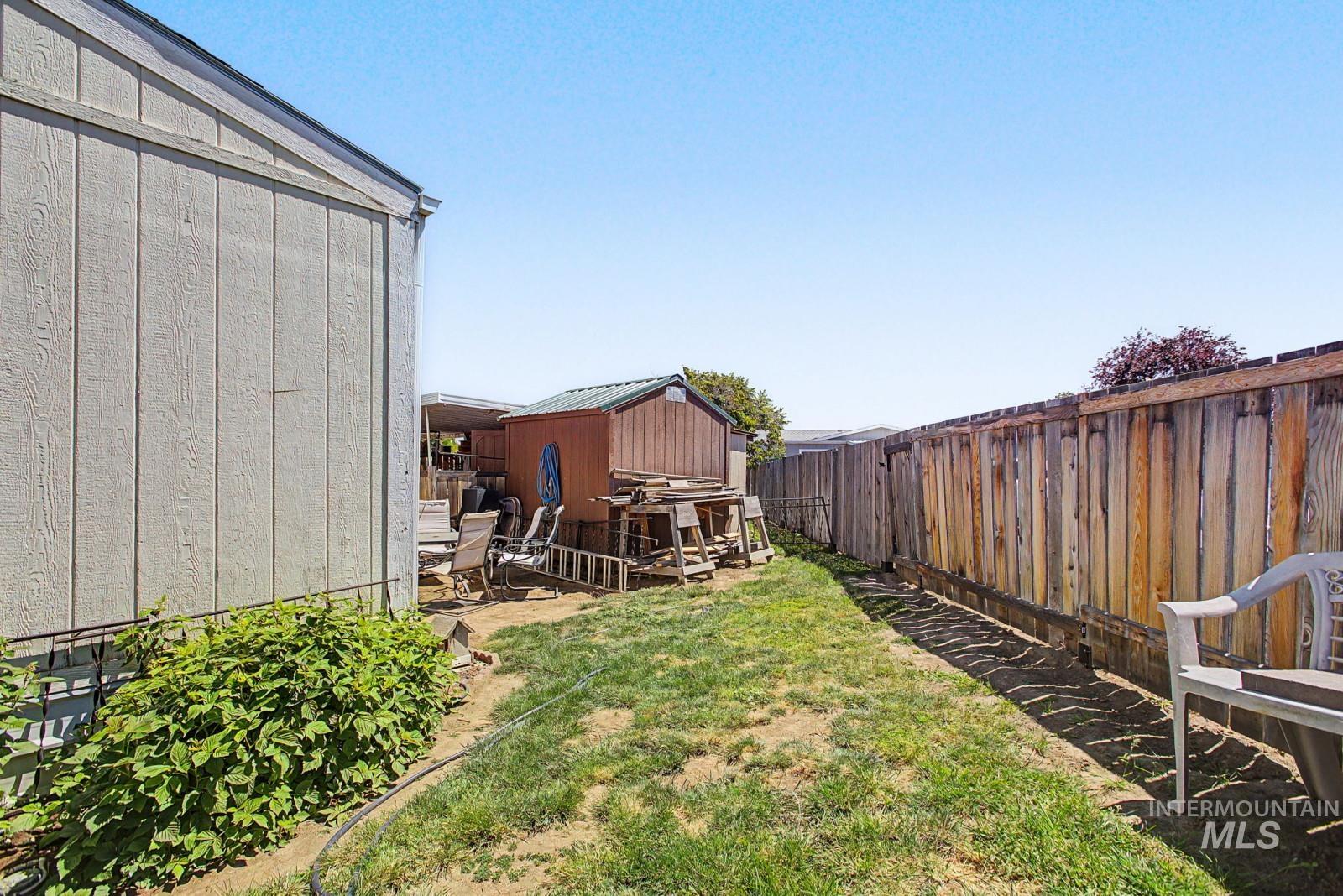 2015 6th Ave, Clarkston, Washington 99403, 2 Bedrooms, 2 Bathrooms, Residential For Sale, Price $54,900, 98987343