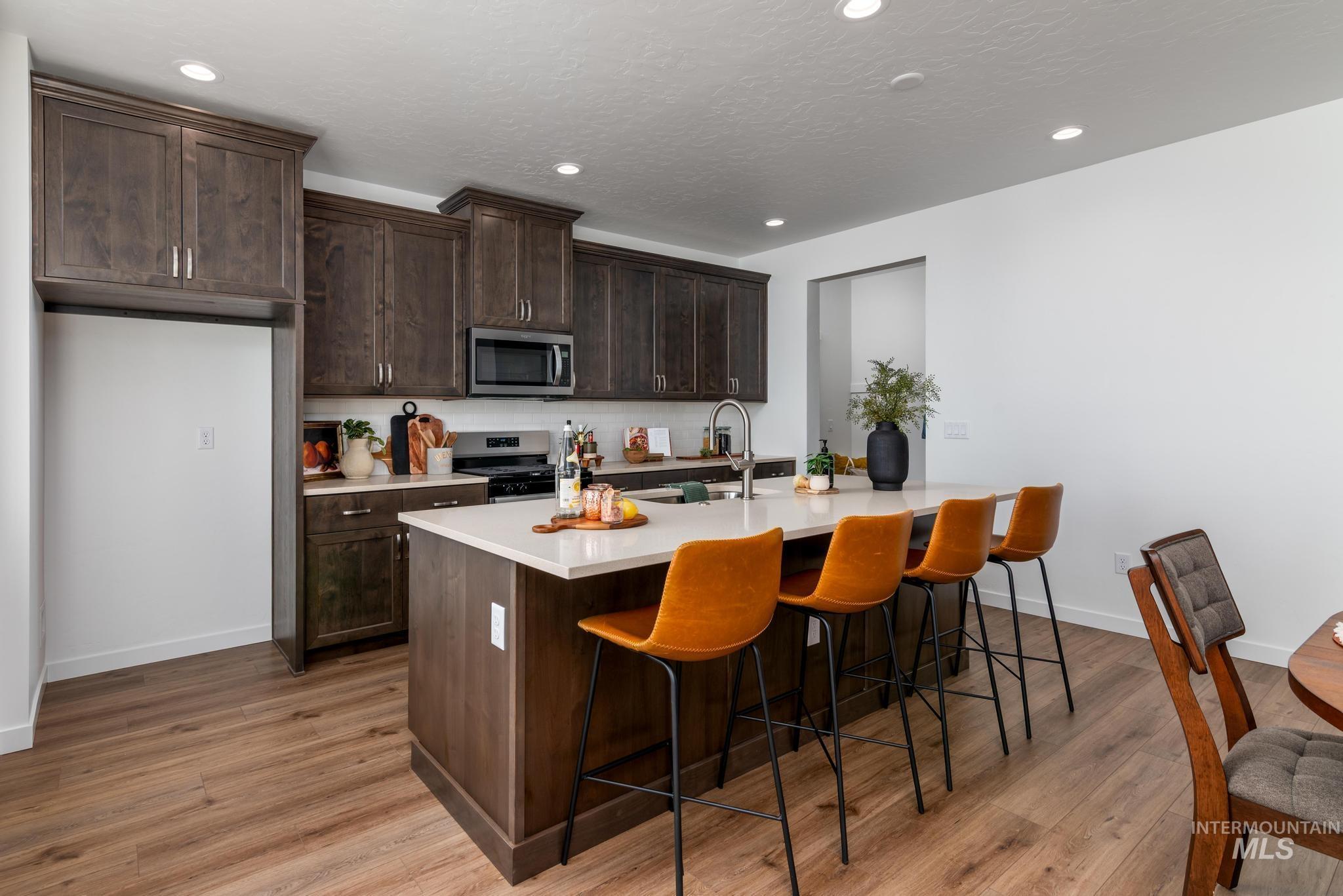 14817 Wing Spread Dr, Caldwell, Idaho 83607, 4 Bedrooms, 3 Bathrooms, Residential For Sale, Price $554,000, 98987347