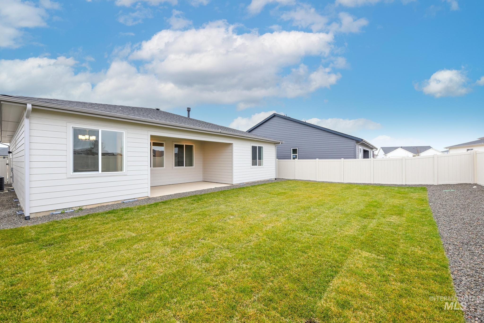 14861 Wing Spread Dr, Caldwell, Idaho 83607, 3 Bedrooms, 2 Bathrooms, Residential For Sale, Price $445,000, 98987349