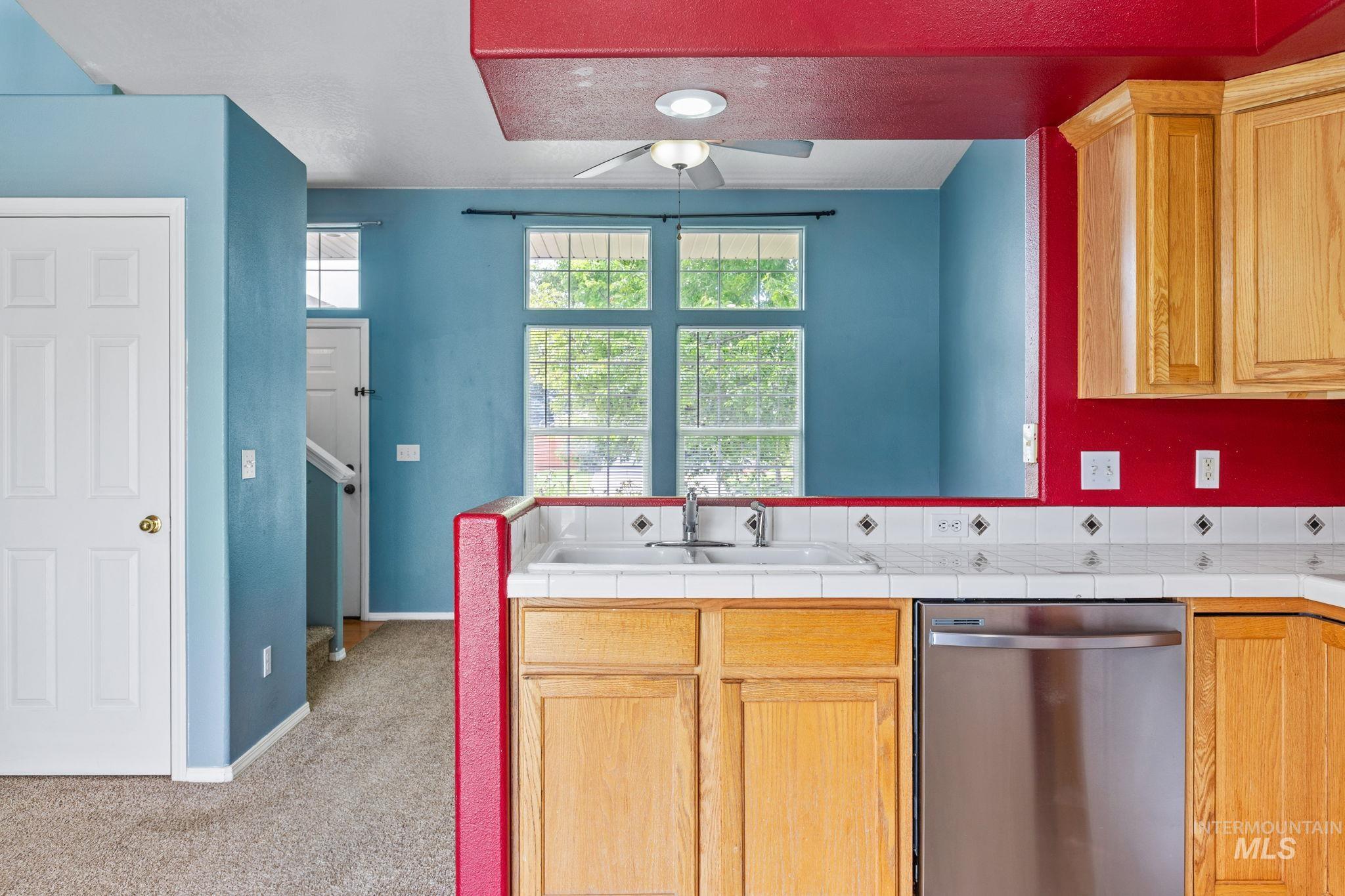 2412 E Clover Pl, Nampa, Idaho 83687-3603, 3 Bedrooms, 2 Bathrooms, Residential For Sale, Price $359,900, 98987350