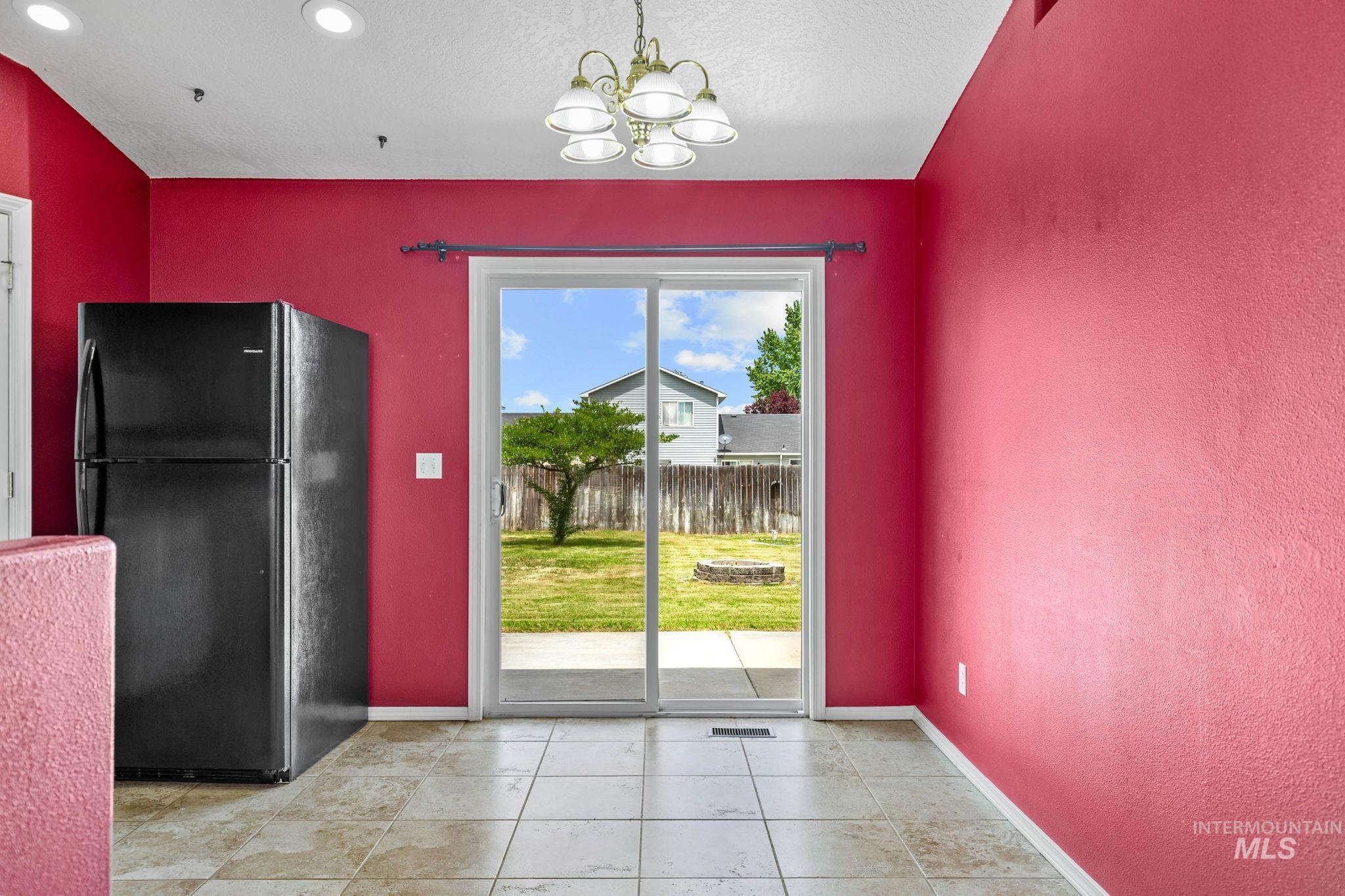 2412 E Clover Pl, Nampa, Idaho 83687-3603, 3 Bedrooms, 2 Bathrooms, Residential For Sale, Price $359,900, 98987350