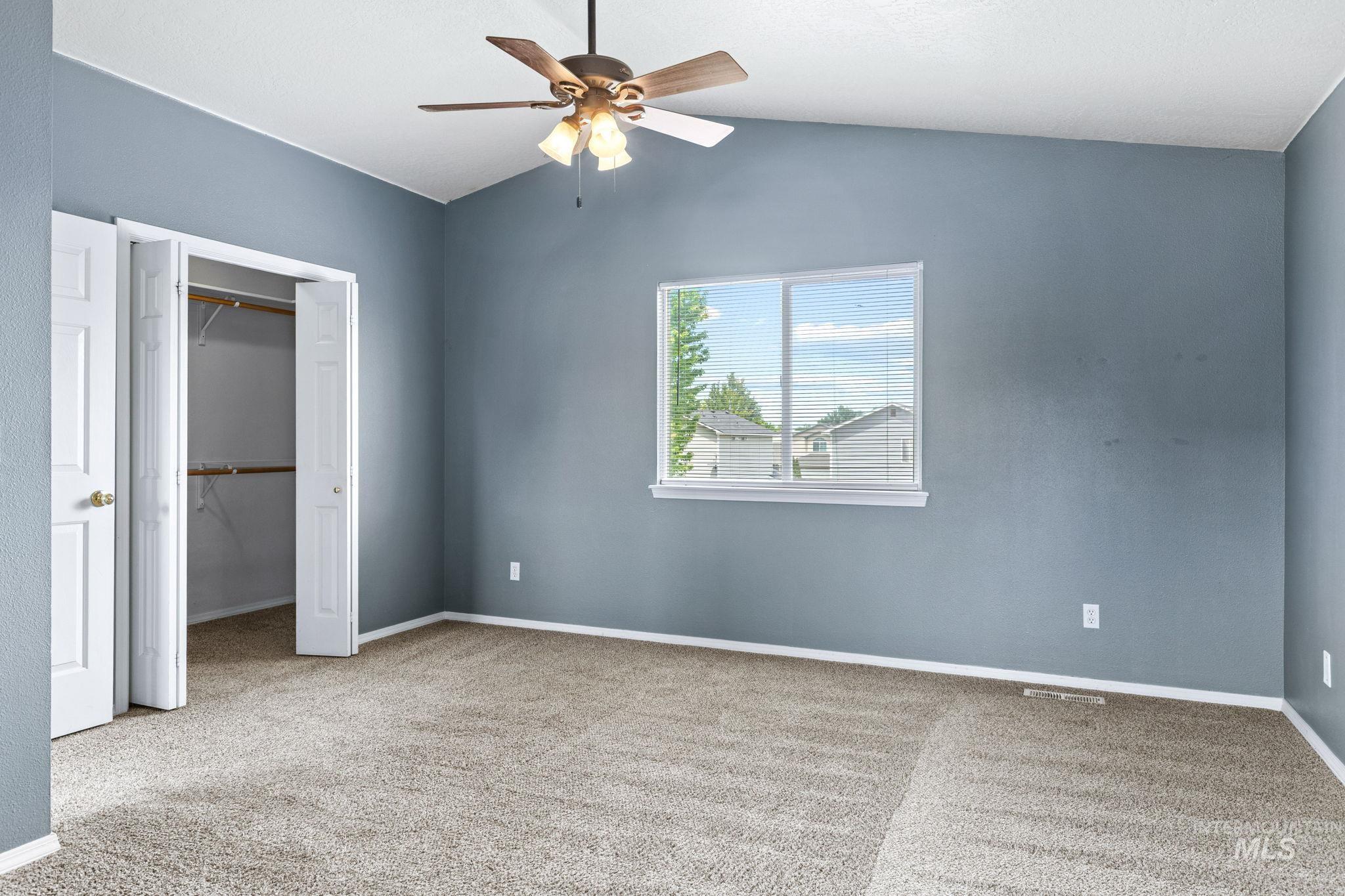 2412 E Clover Pl, Nampa, Idaho 83687-3603, 3 Bedrooms, 2 Bathrooms, Residential For Sale, Price $359,900, 98987350