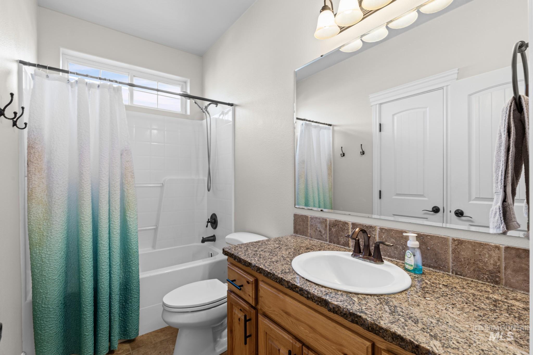 235 Magnolia Ave, Fruitland, Idaho 83619, 4 Bedrooms, 2 Bathrooms, Residential For Sale, Price $435,000, 98987351