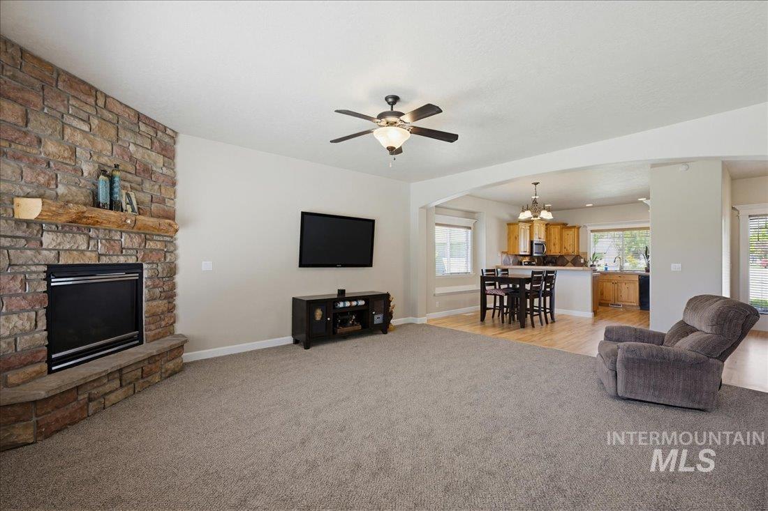 1629 N Gold Falls, Meridian, Idaho 83646, 4 Bedrooms, 2.5 Bathrooms, Residential For Sale, Price $534,000, 98987353