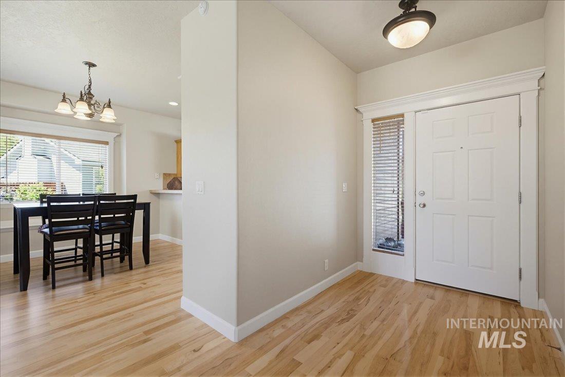 1629 N Gold Falls, Meridian, Idaho 83646, 4 Bedrooms, 2.5 Bathrooms, Residential For Sale, Price $534,000, 98987353