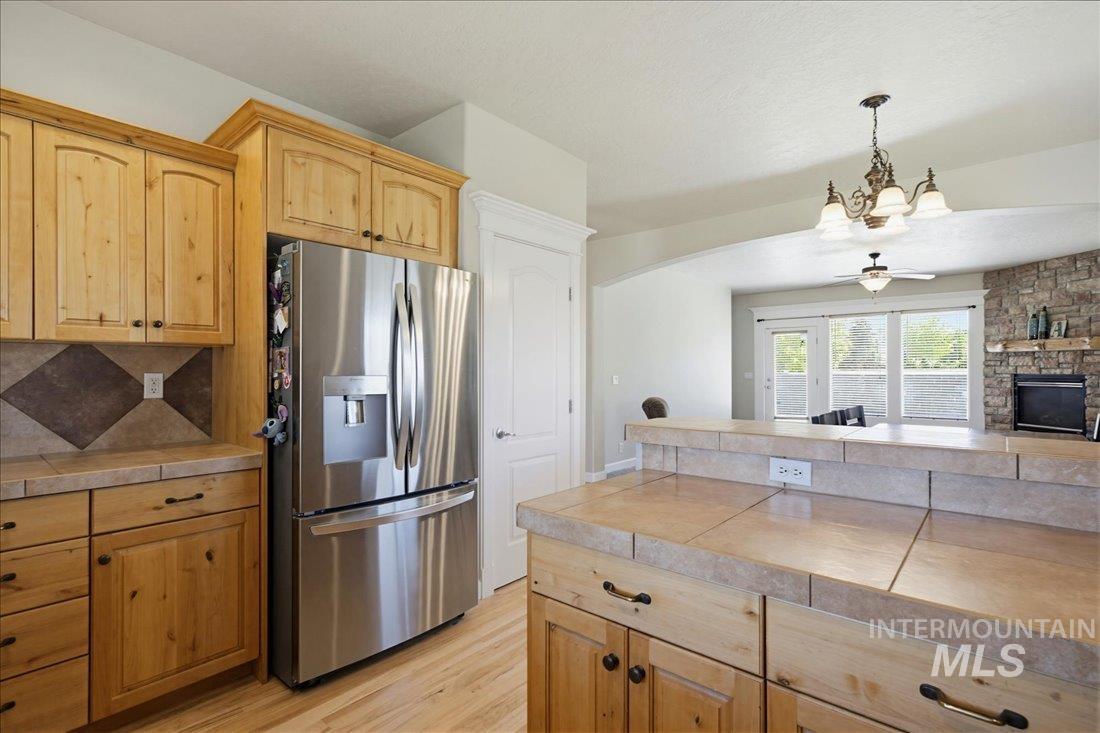 1629 N Gold Falls, Meridian, Idaho 83646, 4 Bedrooms, 2.5 Bathrooms, Residential For Sale, Price $534,000, 98987353