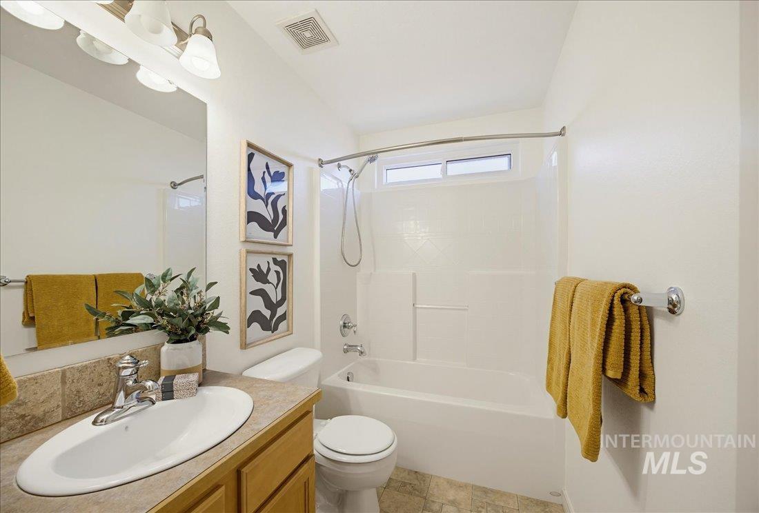 724 Edmund Street, Caldwell, Idaho 83605, 3 Bedrooms, 2 Bathrooms, Residential For Sale, Price $399,000, 98987356
