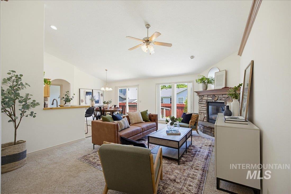 724 Edmund Street, Caldwell, Idaho 83605, 3 Bedrooms, 2 Bathrooms, Residential For Sale, Price $399,000, 98987356