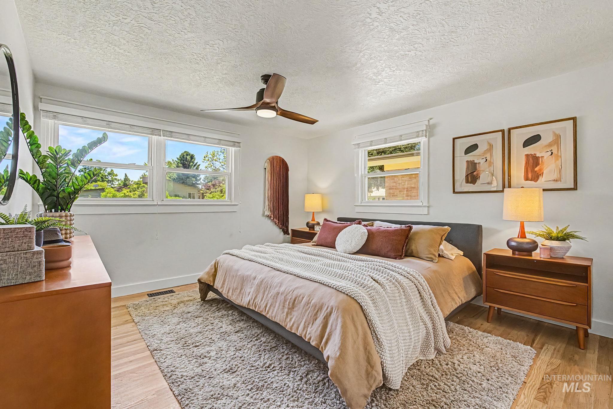 5920 W Cruzen St., Boise, Idaho 83704, 5 Bedrooms, 3 Bathrooms, Residential For Sale, Price $629,000, 98987357