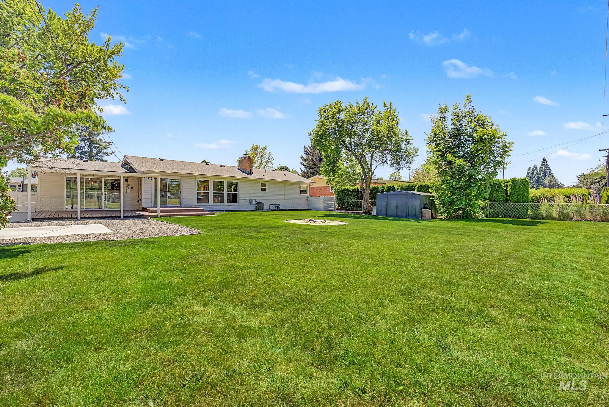 5920 W Cruzen St., Boise, Idaho 83704, 5 Bedrooms, 3 Bathrooms, Residential For Sale, Price $629,000, 98987357