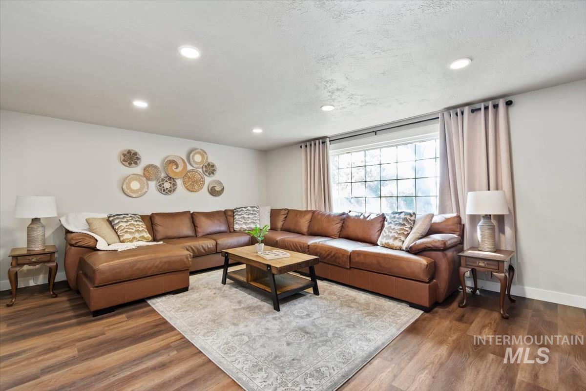 7646 W Colt Dr, Boise, Idaho 83709, 4 Bedrooms, 2 Bathrooms, Residential For Sale, Price $650,000, 98987358