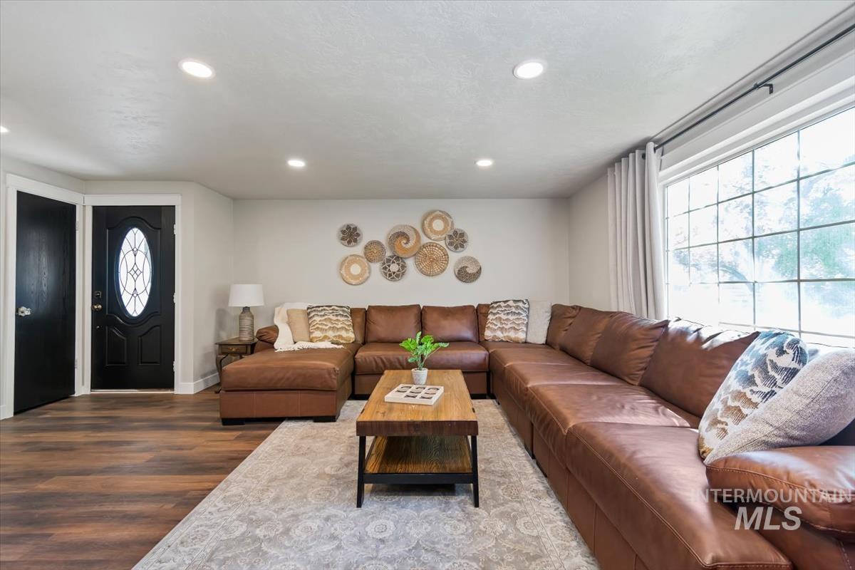 7646 W Colt Dr, Boise, Idaho 83709, 4 Bedrooms, 2 Bathrooms, Residential For Sale, Price $650,000, 98987358