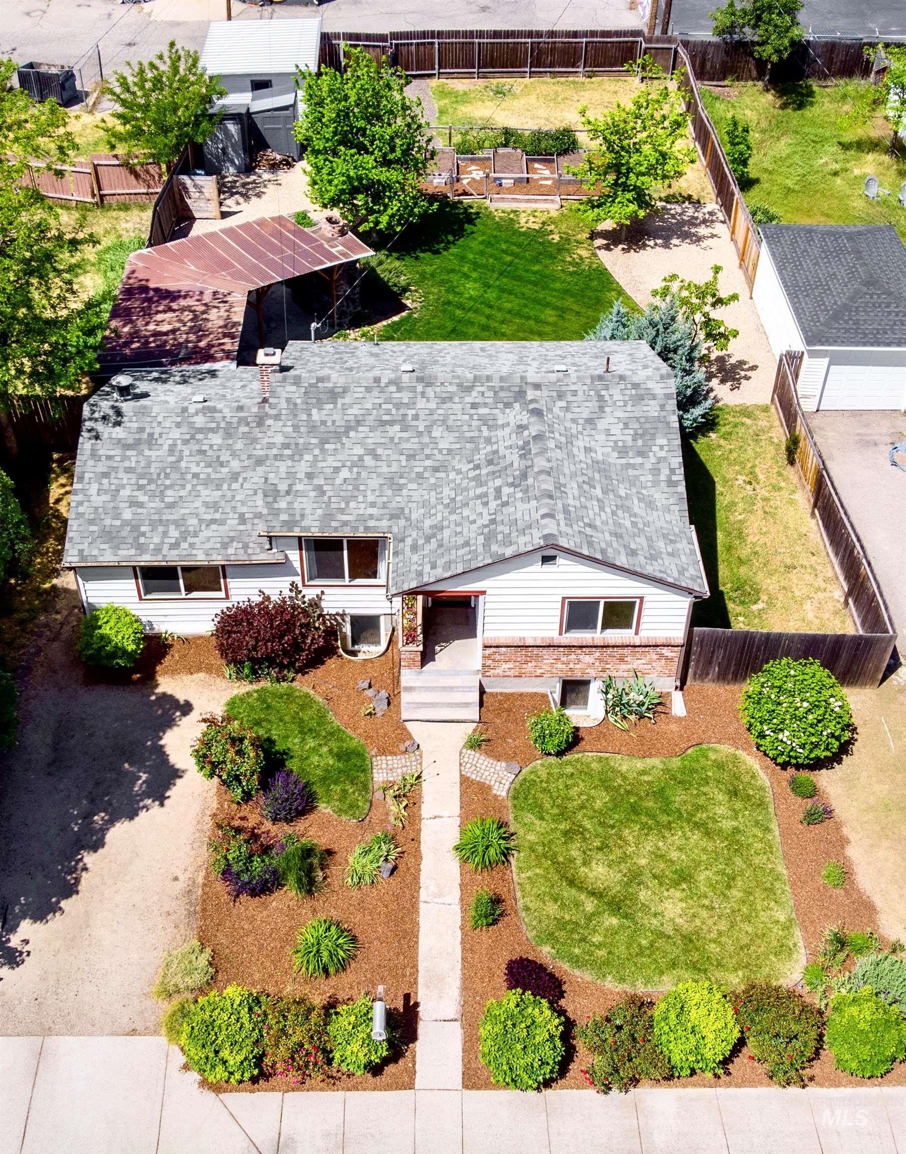 619 N Stanley St., Boise, Idaho 83706, 5 Bedrooms, 2 Bathrooms, Residential For Sale, Price $594,000, 98987360
